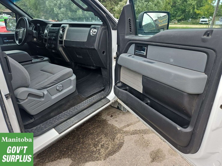 2014-ford-f150-image-25