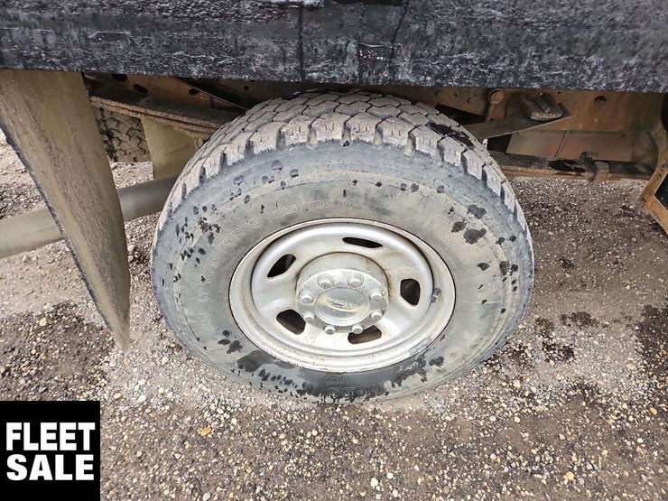 2015-ford-f350-image-11