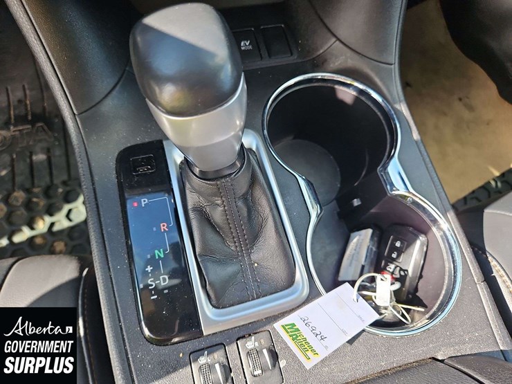 2019-toyota-highlander-hybrid-image-23