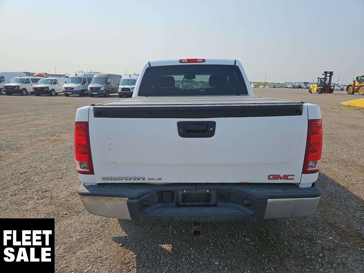 2013-gmc-sierra-1500-sle-image-6