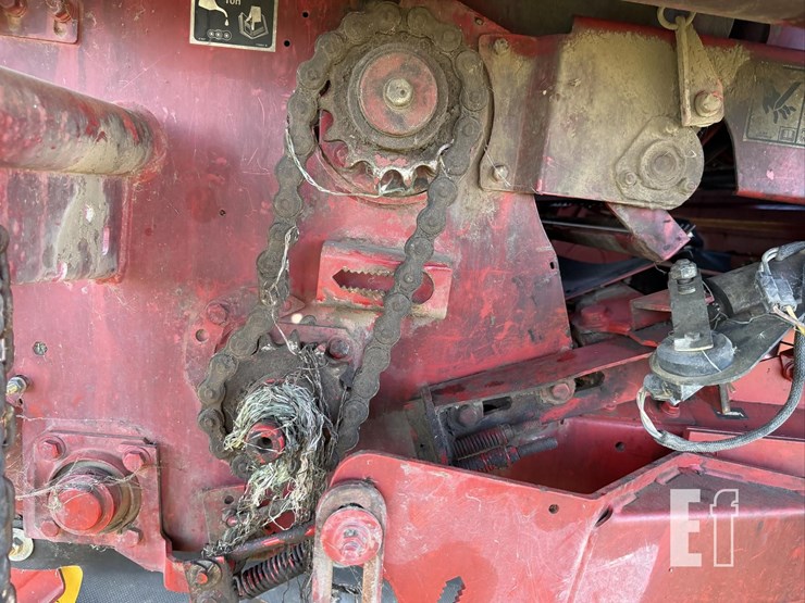 2008-new-holland-br7090-image-40