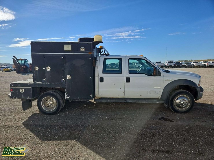 2006-ford-f550-image-7
