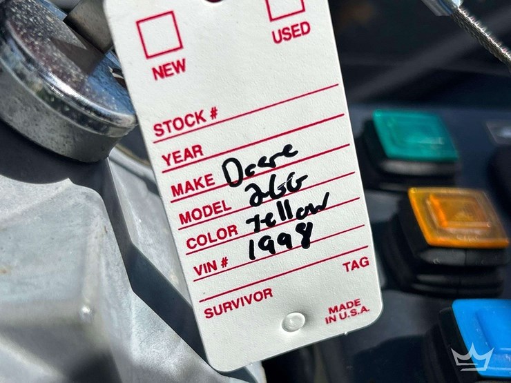 2017-deere-26g-image-38
