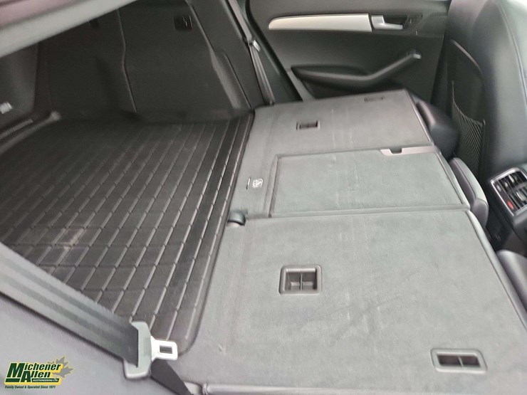 2012-audi-q5-image-12