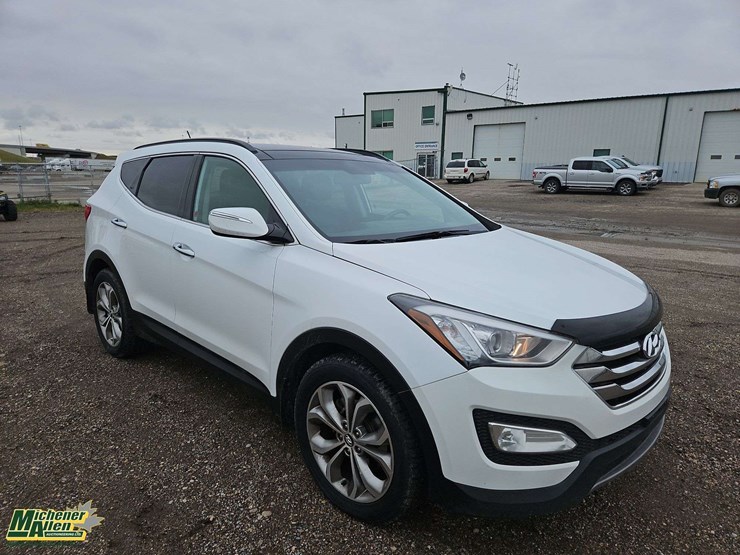 2014-hyundai-santa-fe-sport-image-2