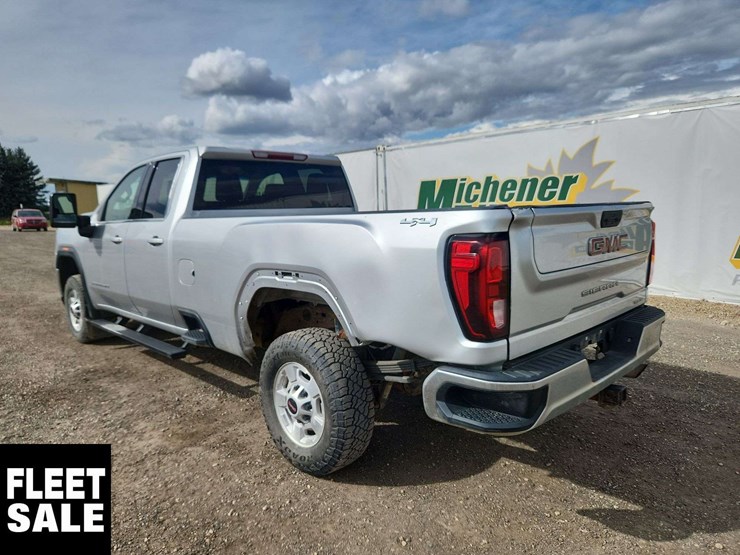 2022-gmc-sierra-2500hd-image-3
