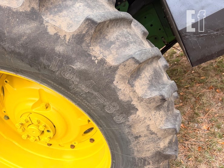 2000-john-deere-7510-image-12