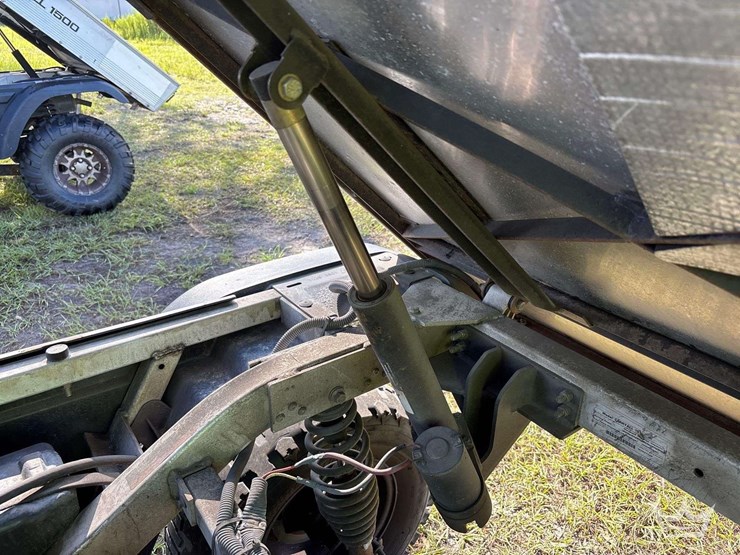 2019-club-car-carryall-1500-4x4-diesel-utility-cart-image-10