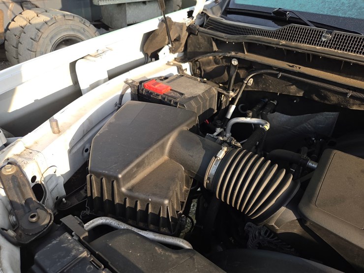 2022-chevrolet-2500-image-34