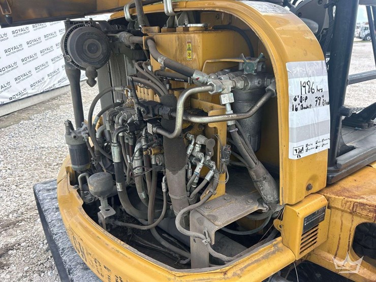 2019-caterpillar-305.5e2-cr-image-10