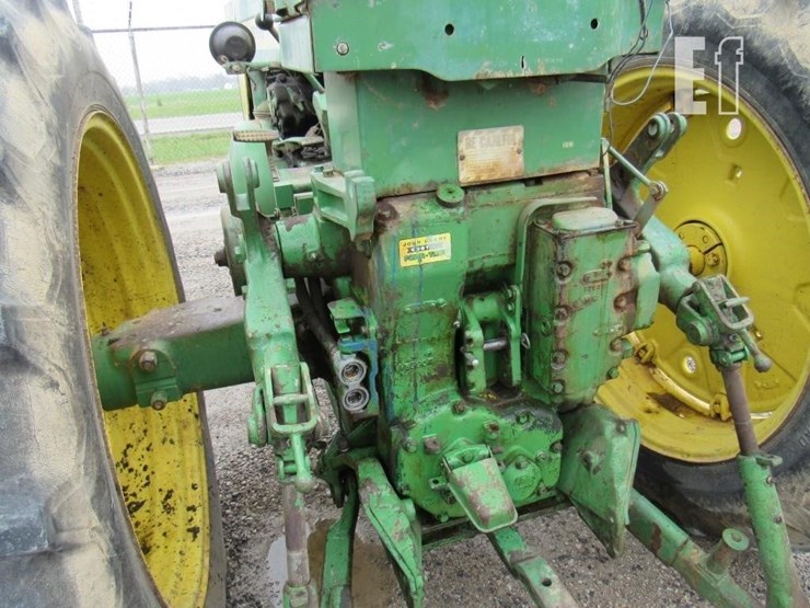 1957-john-deere-620-image-14
