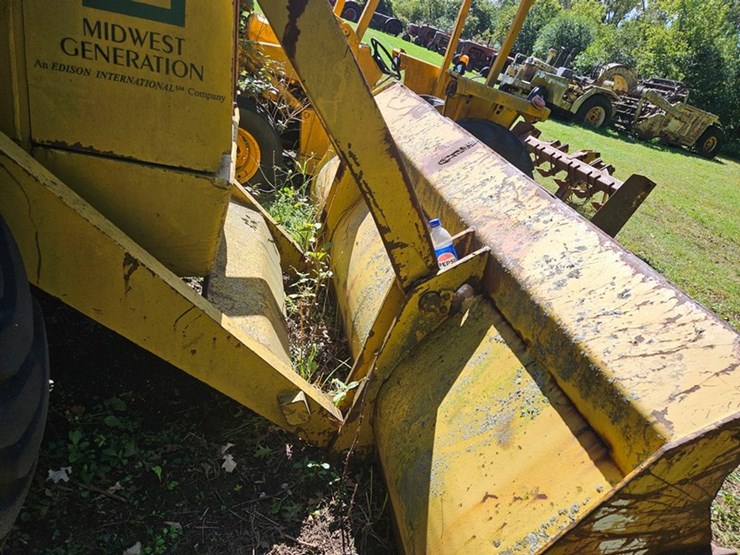 #2533-•-bucyrus-erie-200-4-series-iii-dynahoe-backhoe-image-11