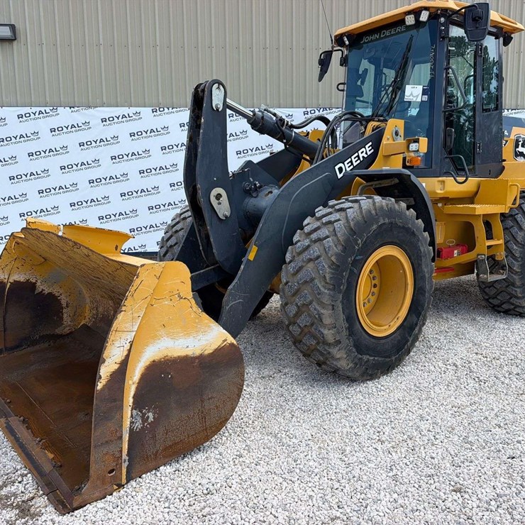 2022 JOHN DEERE 524