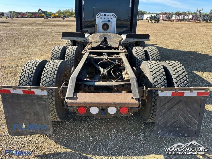 kenworth-t800-image-75