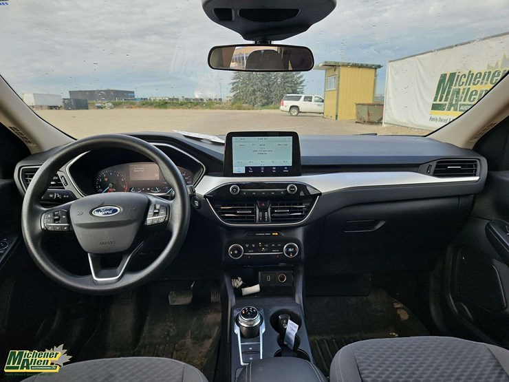 2020-ford-escape-image-19