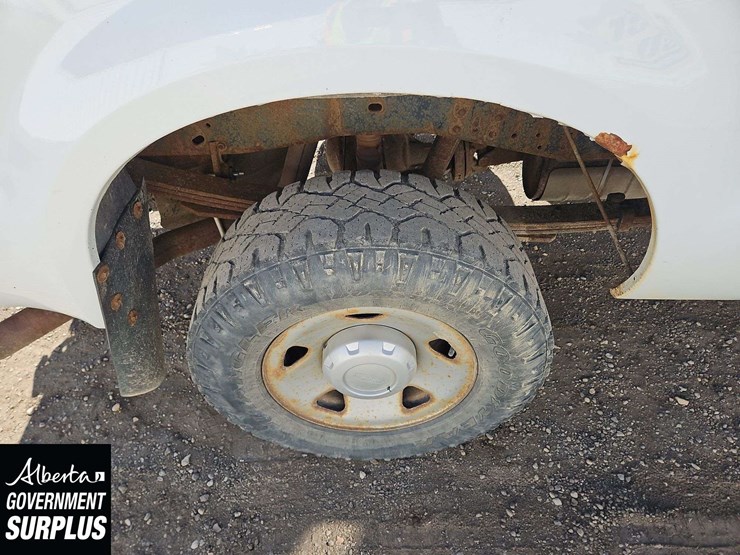 2010-ford-f250-image-11