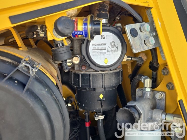 2018-komatsu-d61ex-24-image-48