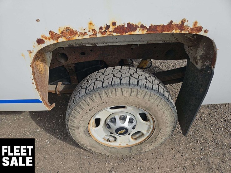 2014-chevrolet-silverado-2500hd-image-10