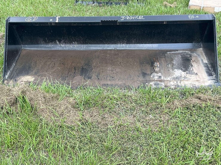 2025-swict-84in-bucket-skid-steer-attachment-image-1
