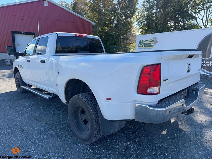 2018-ram-3500-slt-image-7