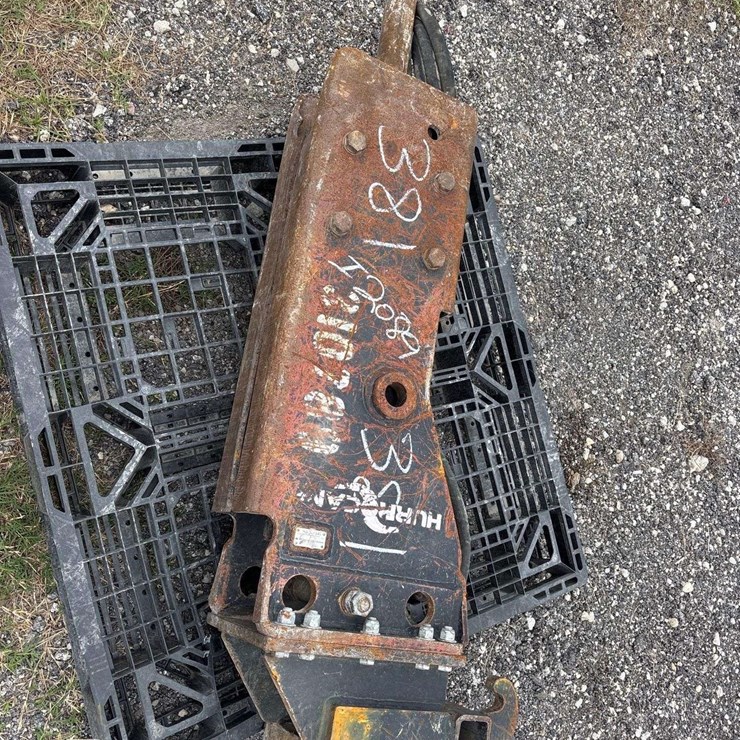 Hydraulic Breaker Excavator Attachment
