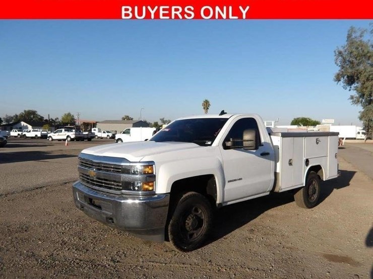 2017-chevrolet-2500-image-1