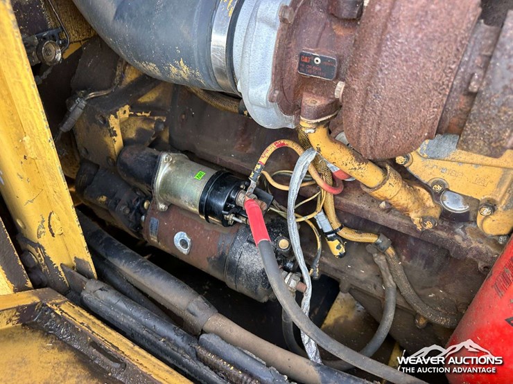 caterpillar-938f-image-59
