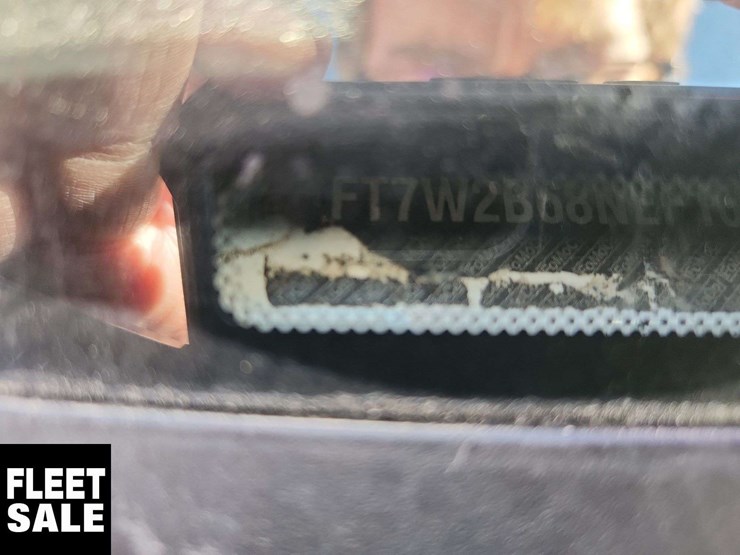 2022-ford-f250-image-34