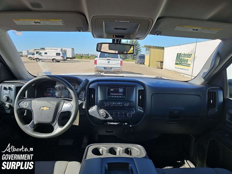 2015-chevrolet-silverado-1500-image-18