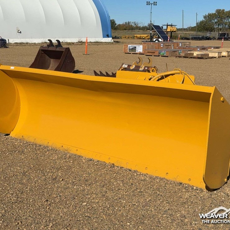 Falls HDR 12a 12 FT. Hydraulic Reversible Snow Plow