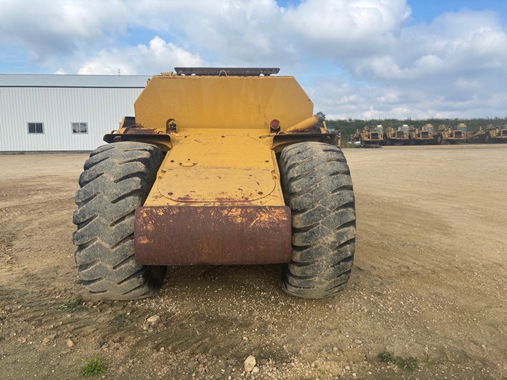 caterpillar-613-image-3