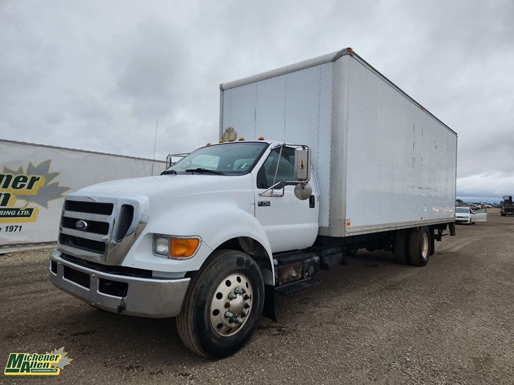 2008-ford-f750-image-1