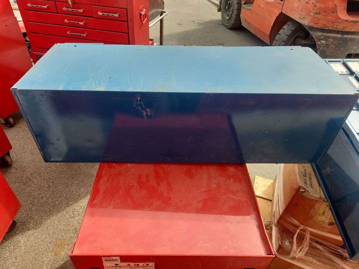 18-drawer-small-parts-cabinet-image-4