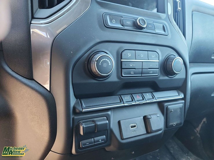 2019-chevrolet-silverado-1500-image-15