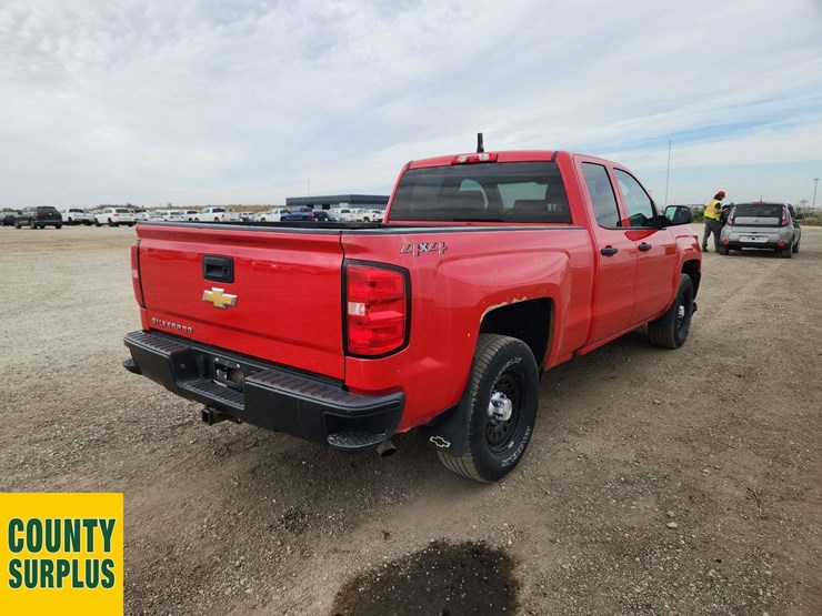 2018-chevrolet-silverado-1500-image-4