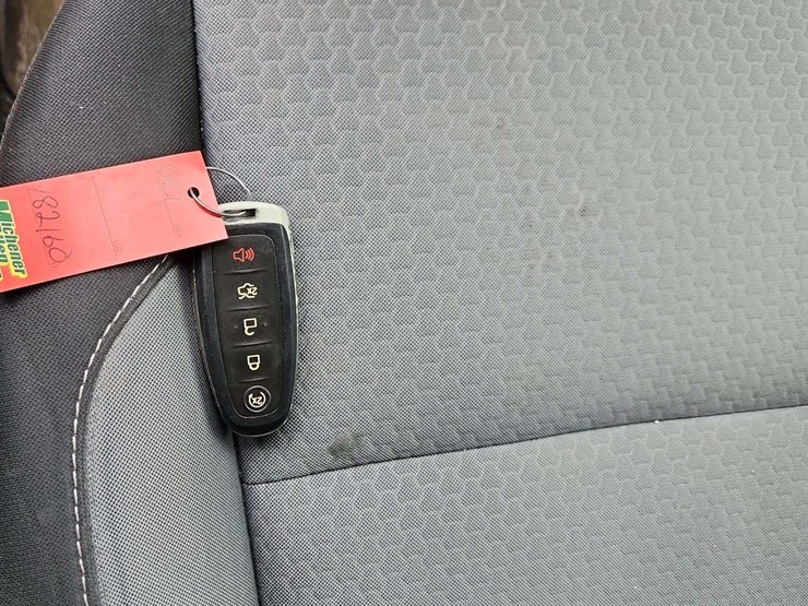 2019-ford-escape-se-image-12