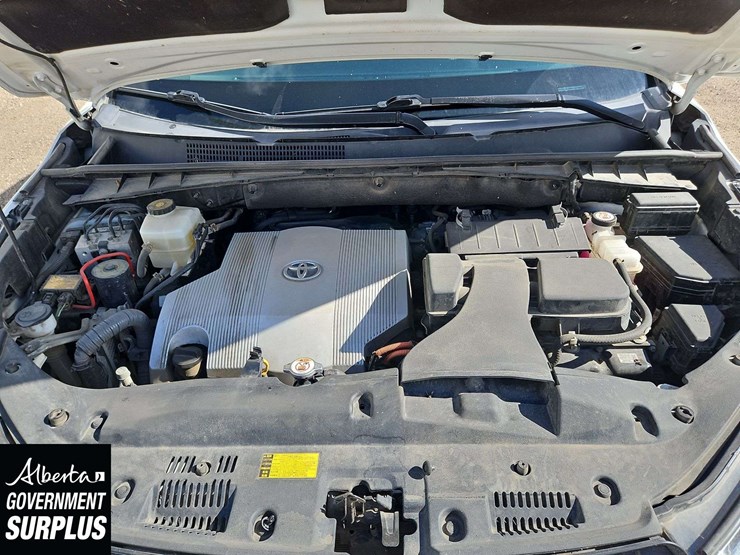 2019-toyota-highlander-hybrid-image-27