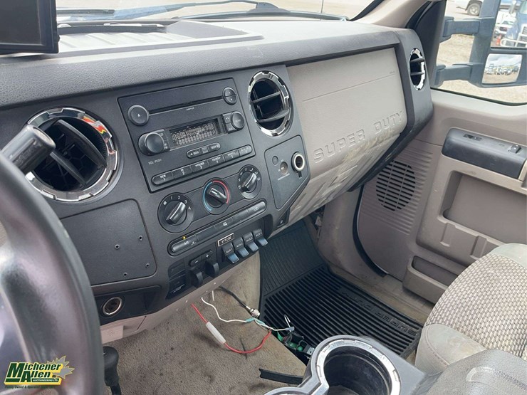 2008-ford-f550-image-17