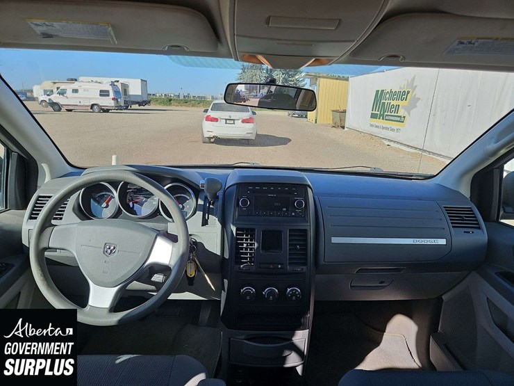 dodge-grand-caravan-image-18