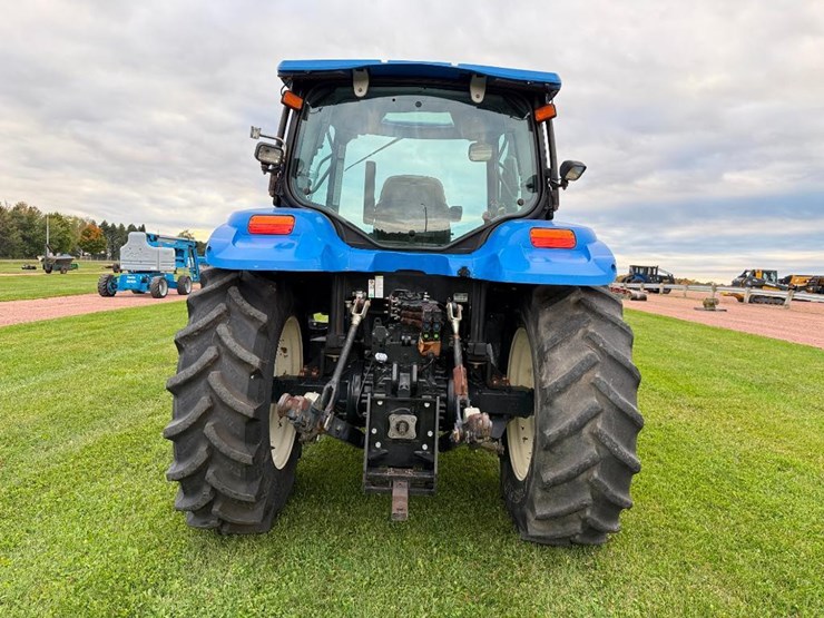 new-holland-ts110a-image-5