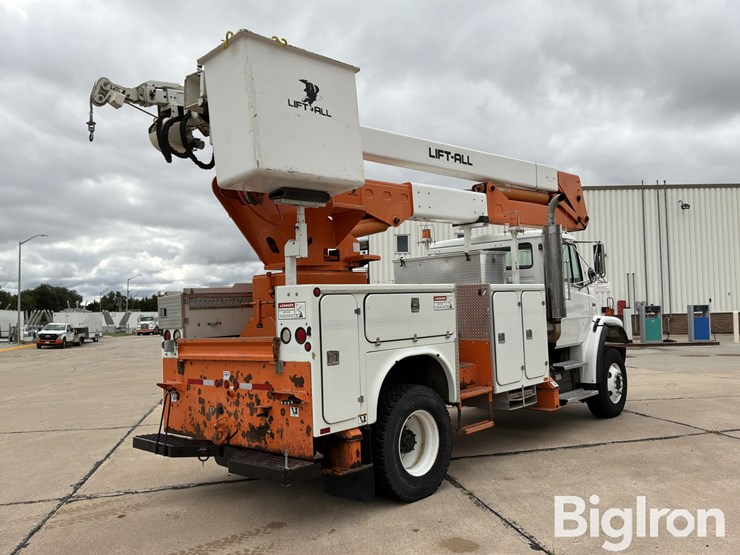 2002-freightliner-fl80-image-5