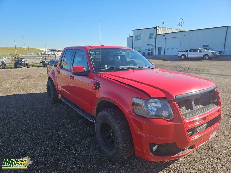 2009-ford-explorer-sport-trac-image-2