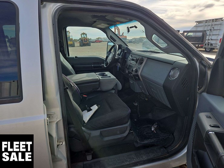 2015-ford-f250-image-16