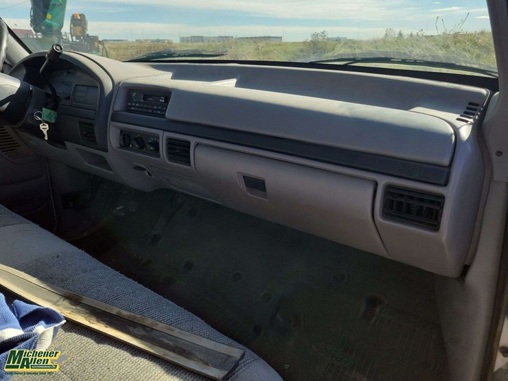 1997-ford-f250-image-27