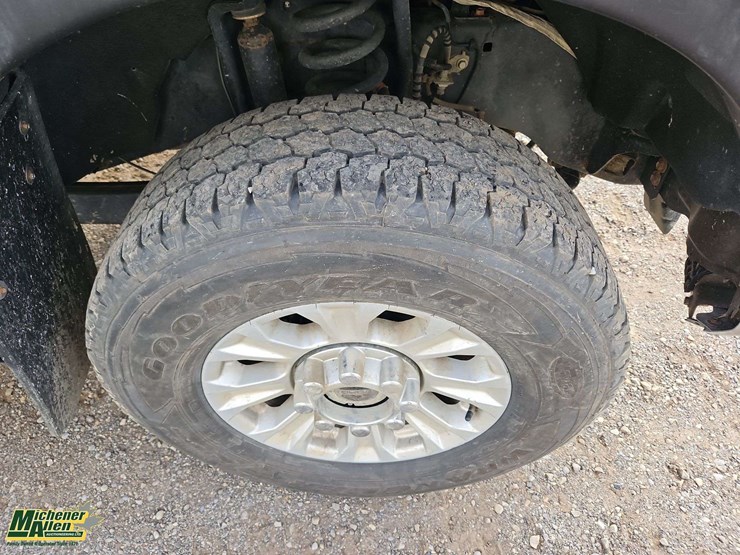 2020-ford-f350-image-9