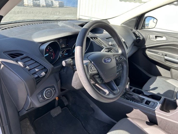 2017-ford-escape-image-21