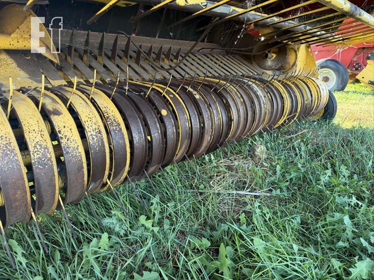 new-holland-br7090-image-75
