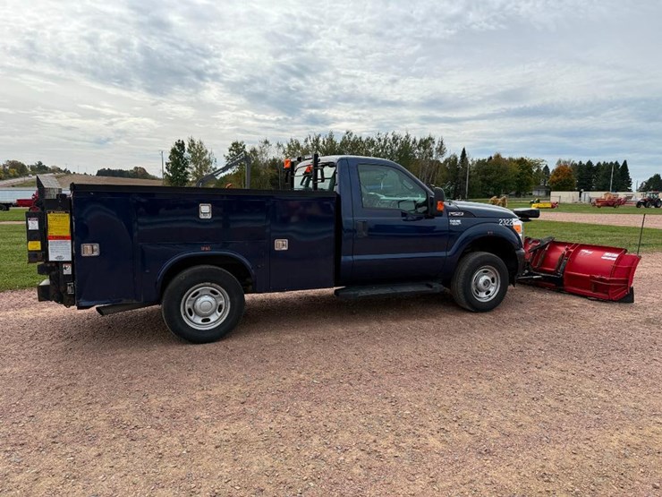 ford-f250-xl-image-4