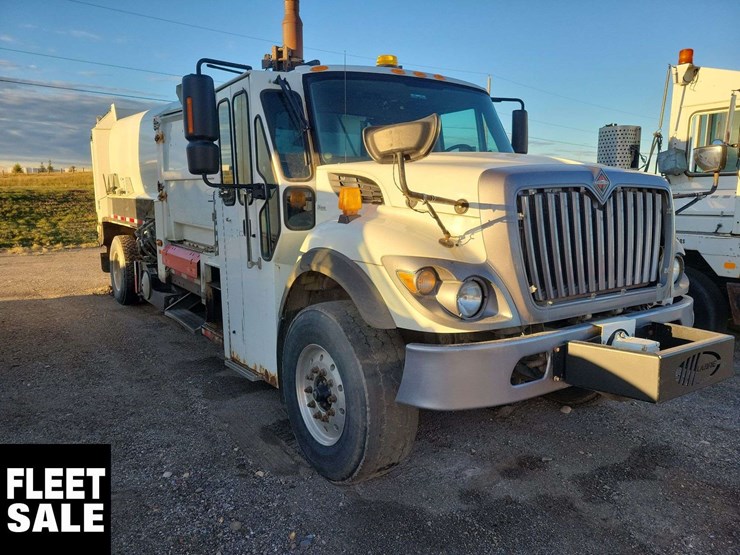 2014-international-workstar-7400-image-2
