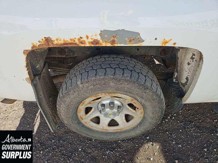 2015-chevrolet-silverado-1500-image-11